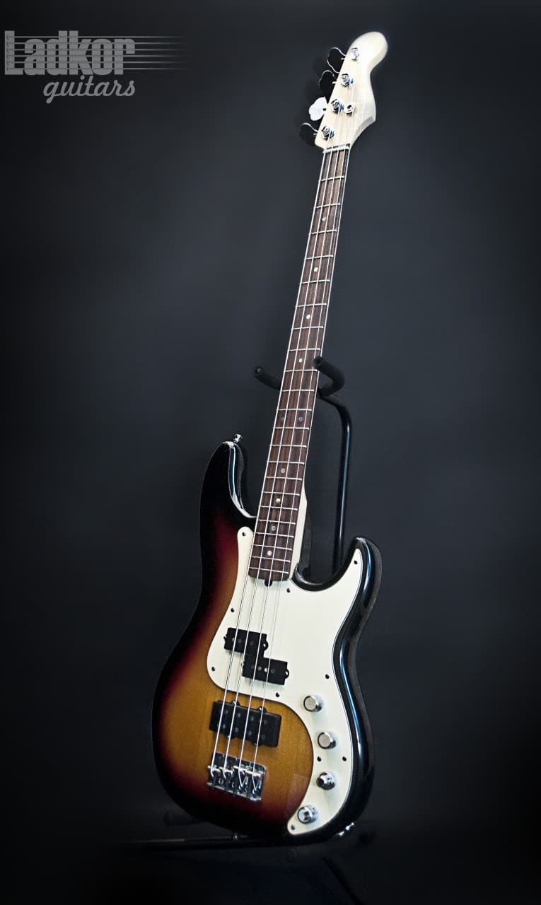 2005 Fender American Precision Bass Deluxe Sunburst