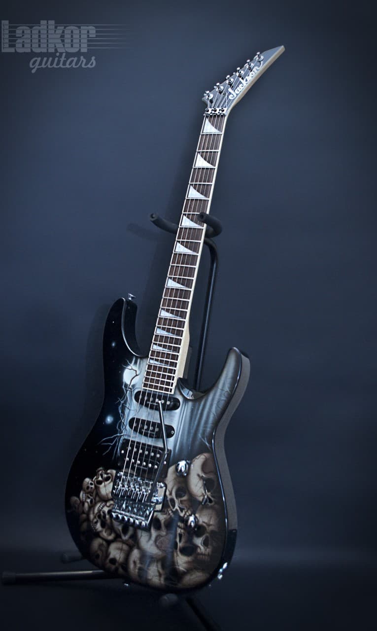 Jackson DK2 Dinky Pile Of Skulls Japan
