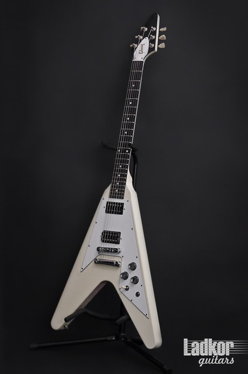 2005 Gibson Flying V White Ebony Fretboard
