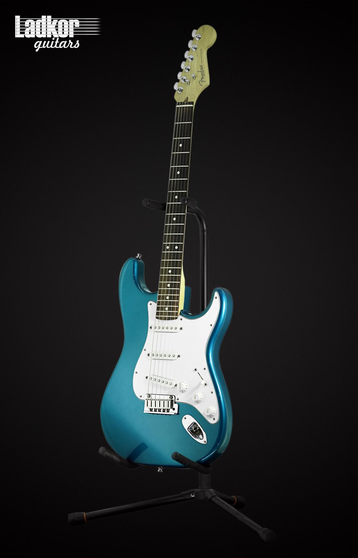 2000 Fender American Standard Stratocaster Lake Placid Blue