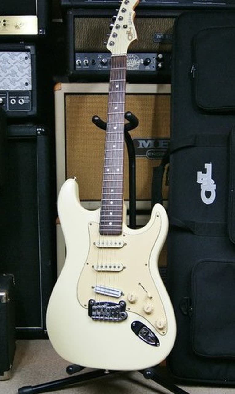 G&L American Legacy Strat